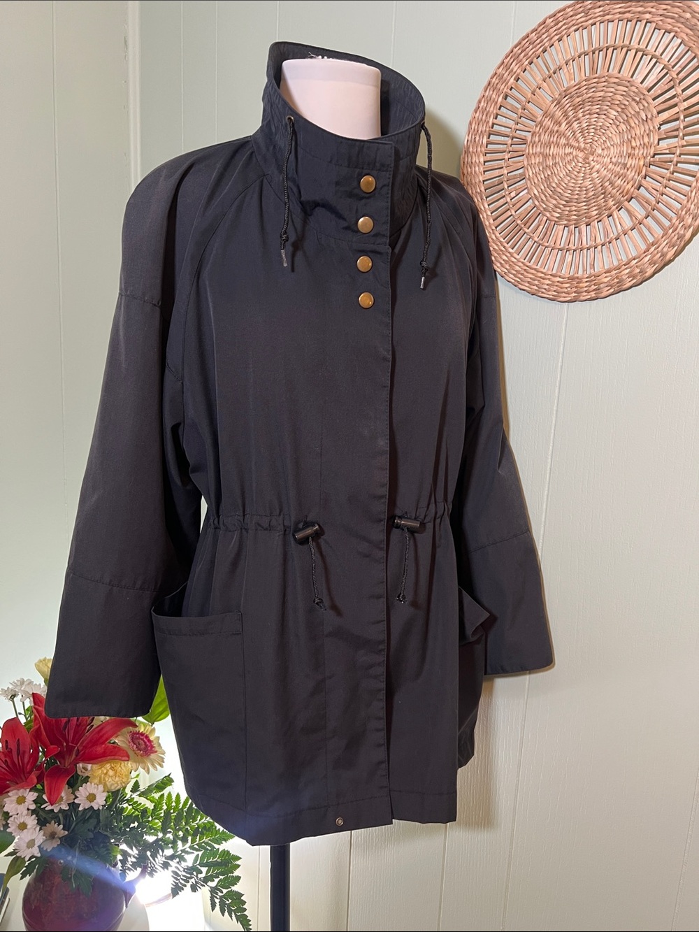 Women’s Black Drawstring Anorak Rain Jacket - Fall Jackets - windbreaker
